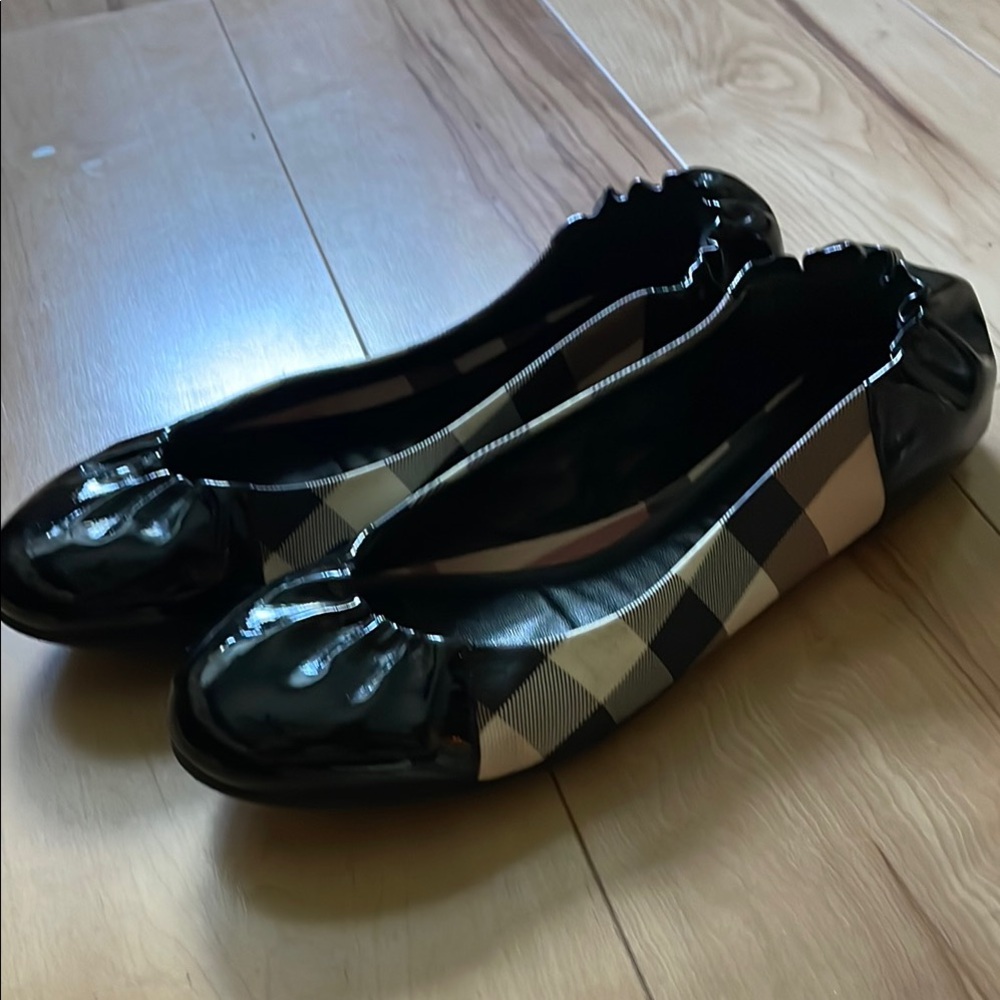 Burberry Ballerina Flats